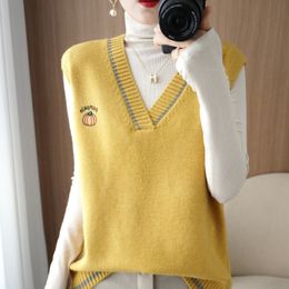 Women's Vests 3922 Spring Autumn Knitted Vest Waistcoat Women Embroidery Knit Vest Vneck Sleeveless Pullovers Women's Sweaters Vest Slim 221007