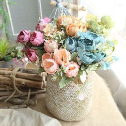 Decorative Flowers Artificial Rose 27cm Silk Autumn Decoration White Wedding Home Christmas Fall Fake Flower Bouquet