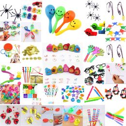 Party Games Crafts Packs Kids Party Favours Filler Toy Bag Prize for Boy Girl Whistle Balloon Maraca Christmas Gift Birthday Halloween Baby Shower T221008