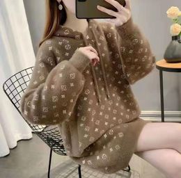 2023 Womens Sweaters for Designer Dress Jumper Cheque Knitted Long Loose Ladies Apple Fashion Top