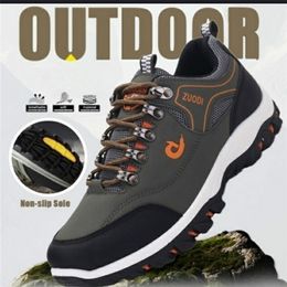 Boots 2022 Brand Fashion Outdoors Sneakers Waterproof Mens shoes Men Combat Desert Casual Shoes Zapatos Hombre Big Size 3948 221007