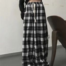 Womens Pants Capris HOUZHOU Harajuku Oversize Plaid Pants Women Korean Fashion Black White Checked Trousers For Female Fall Wide Leg Sweatpants 221007