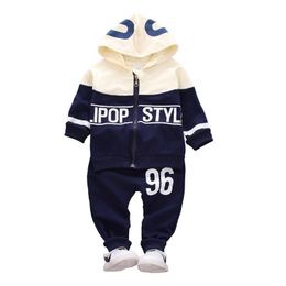 Clothing Sets Autumn borns Clothes For Girls Baby Children Boys Hooded Jacket Pants 2PcsSets Infant Sportswear Kids Tracksuits 221007