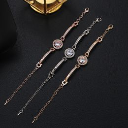 Damen-Hundert-Armbänder, schlichtes Temperament, edles funkelndes Diamant-Armband, Armband