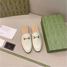 Designer Slippers Women Loafers Casual Shoe Slipper Leather Mules Metal Chain Comfortable Lace Velvet With Box
