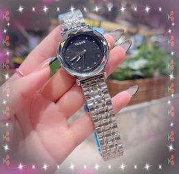 Womens Superior Quality Famous Watch Quartz Battery Japan Movement Clock Stainless Steel Belt Classic Generous Small Table Vintage Chain Bracelet Wristwatch