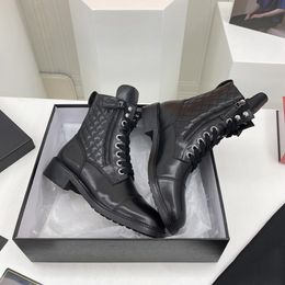 2022 Interlocking Mid-Calf boots lambskin leather Cheque lace-up shoes ankle combat boot low heel Martin booties luxury designers brands shoe fashion