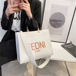 Shoulder Bags Trendy Handbags Spring And High-capacity Atmosphere Korean Personalised Portable crossbody Factory direct sales 70% off