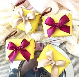 Gift Wrap 10Pcs Creative Mini PU Yellow Pink Wedding Favours Candy Box Packing Bag Party Supplies Bomboniera Chocolate 8X4X6.5CM