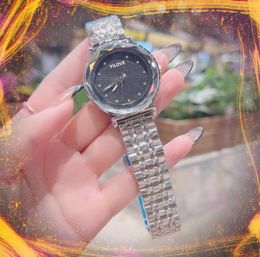 Womens Superior Quality Famous Watch Quartz Battery Japan Movement Clock Stainless Steel Belt Classic Generous Small Table Vintage Crime Wristwatch