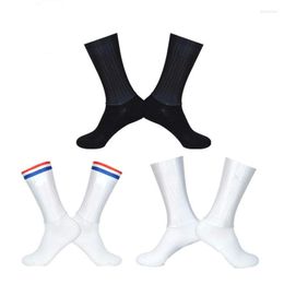 Sports Socks Seamless Cycling Men Black White Road Bicycle Outdoor Brand Racing Bike Calcetines Ciclismo D005