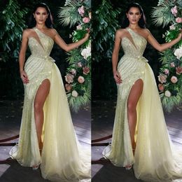 Light Yellow Sparkly Prom Dresses One Shoulder Sleeveless Party Dresses High Side Split Beading Sequined Custom Made Evening Dress WLY935