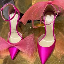 Сандалии сетки бабочки красивые туфли на каблук на каблук платье для ремня свадебная вечеринка удобная насоса закрыто заостренные сандалии пальца 43
