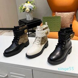 Women Ankle Boots Fashion Woman Chain Chelsea Short Boot Top Designer Ladies Genuine Leather Platform Winter