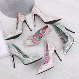 Dress Shoes Ethnic Style Women's Printed Floral Pointed Toe High Heels 11cm Spring & Summer Female Sexy Pumps 35--46 OULYYYOGO