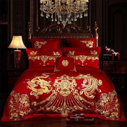 Bedding sets Highend Red Luxury Gold Phoenix Loong Flowers Embroidery Chinese Wedding Cotton Bedding Set Duvet Cover Bed sheet Pillowcase 221010
