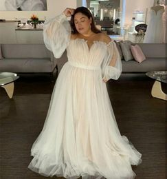 Boho plus size bröllopsklänningar brudklänning strand land från axeln långa ärmar tyll en linje skräddarsydd vestido de novia