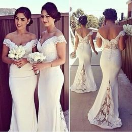 Pure White Bridesmaid Dresses Chiffon Off Shoulder Lace Applique Golvlängd Maid of Honor Dresses Wedding Party Dresses Custom