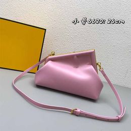 7a luxuris designers bolsas bolsas de ombro bolsa bolsa bolsa de mochila bolsa de corpo transversal feminino bolsa de couro ladies bolsa de nuvem de nuvem de casca macia rosa com pó de pó