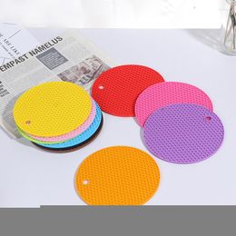 honeycomb table UK - Table Mats 1PC Silicone Trivet Mat Round Honeycomb Pads Non-slip Insulation Place For Home Use 14 14cm