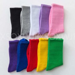 Men's Socks New solid Colour cotton socks personality Harajuku candy couple skateboard casual sports men's T221011