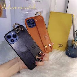 Designer Phone Cases Armband Case Luxury Letter Printing Metal Ring Phonecase Leather Shockproof Cover For IPhone 14 Pro Max 13P 12 11 XS 8