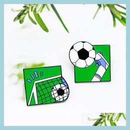 Pins Brooches Customized Football Metal Enamel Armed Lapel Brooch Fashionable Cartoon Cute Creative Sport Men Bag Accessories Hard Dh589