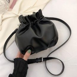 Evening Bags 2022 Trend Bucket Purse Pearl Crossbody Bag Luxury Designer Handbag Summer Women's Candy Colours Lady Woman Shoulder Satchel