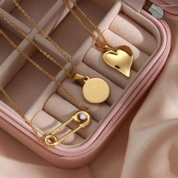 Pendant Necklaces 2022 Temperament Jewellery Wholesale Small Group Light Luxury Cool Wind Irregular Surface Round Zircon Heartshaped