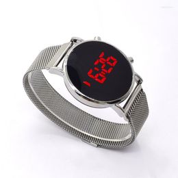 Wristwatches Trendy Fashion Magnet Buckle Mesh Belt Ladies Watch Simple And Versatile LED Luminous Iron-absorbing Stone For Men Women