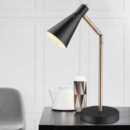 Table Lamps Nordic Bedroom Bedside Lamp Modern Simple Designer Art Creative Personality Led Work Reading