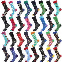 Men's Socks 1 Pair Funny Novelty Men Cotton Socks Cartoon Astronaut Dianosaur Beer Casual Hip Hop Creative Calcetines Hombre Divertido T221011