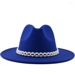 Berets Autumn Winter Fedora Hat For Women Pearl Woolen Retro British Style Solid Color Classic Wide Brim Flat Top Jazz