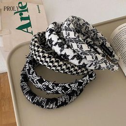 New Fashion Women Headband Wide Side Knitted Houndstooth Hairband Warm Casual Turban Autumn Winter Headwear Girls