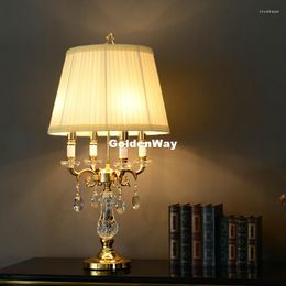 Table Lamps European Modern Ly D40cm H75cm LED Golden Alloy Crystal Light Desk Wedding Candelabra For Lamp AC Lighting