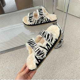 Designer Austr￡lia cl￡ssico Puffer Fels Sandals Sandals Goat Coquette Skin Sheepskin Whge WGG Furry Fluff Slides 8 Cor no415