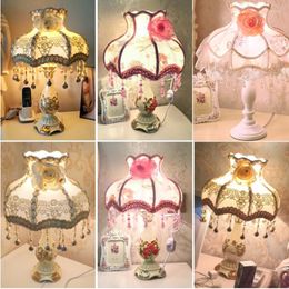 Table Lamps Wedding Celebration Decorating Lamp Europe Resin Bedroom Bedside Led Desk Girls' Room Cloth Art
