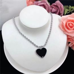 Punk Accessories Necklace For Women Exquisite Christmas Gifts Pendant Designer Jewellery Luxury Brand Designers Necklace Fashion Friendship Paired Jewellry