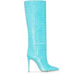 2022 Новый стиль леди женщин коленные ботинки патентная овчарная кожа кожа модные высокие каблуки Оболочные грабежи носки для пинеток повседневные туфли для вечеринок.