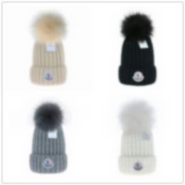 2023 New Knitted Hat Fashion Letter Printing Cap Popular Warm Windproof Stretch Multi-color High-quality Beanie Hats Personality Street Style Couple Headwear M-08