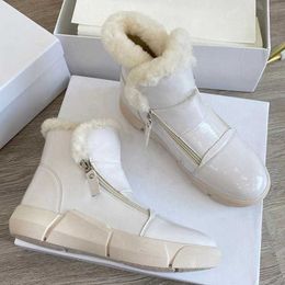 2022 Hot Classical Women Snow Boots Keep Warm Boot Womens Plush Casual Warm Boots Wool Boots Water And Stain Resistant Winter Mid-calf Shoes With Box NO416