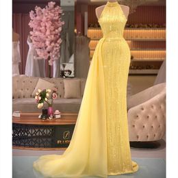 Yellow Sparkling Prom Dresses Sleeveless Halter Strapless Appliques Sequins Detachable Train Evening Dresses Floor Length Evening Gowns Plus Size Custom Made