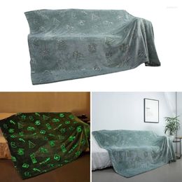 Blankets Christmas Green Glow Blanket Soft And Comfortable Sofa Supplies Household For Library Rest Room Couch Chair