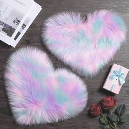 Carpets Heart Shaped Rug Super Soft Fluffy Carpet Apartment Bedroom Decor Faux Wool Lounge Home Living Room Non-slip Floor Mats