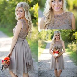 Beach Knee Length Bridesmaid Dresses Chiffon Lace Crew Neck Western Country Summer Cheap Plus Size Formal Party Prom Dresses