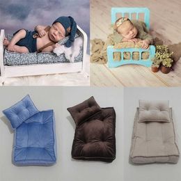 Christening dresses Newborn Baby Photography Props Bed Basket Crib Mini Mattress Posing Pillow Bedding Fotografia Accessories Cushion Mat T221014