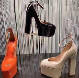 Luxusdesigner Dress Schuh Knöchel Band Patent Leder Plattform Pumps Schuhe Damen unten und dicke Absatz Sandalen 15 cm Abend Fabrikschuhschuhe