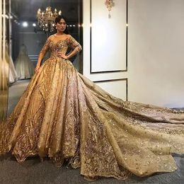 2023 Luxuriöses Dubai Hochzeitskleid leuzt Gold Pailletten Brautkleider Langes Zug Chapel Schnürung A-Linie Kathedrale Robe de Mariee Halbärmele