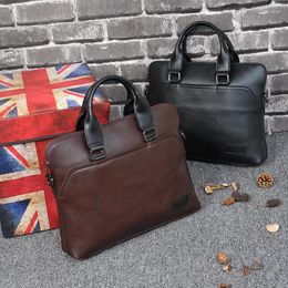 Briefcases Business Office Briefcase MenPu Leather Tote Computer Laptop Bag Male Vintage Handbag Leisure Large Shoulder Bags Brown 2022 Sac