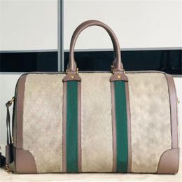 Große Savoy-Reisetasche, ineinandergreifende G-Taschen, Jumbo-G-Geldbörsen, grün, rot, Webstreifen, Gürtelschnalle, Riemenschloss, Schlüsselhalter, Gepäckanhänger, Beigefarbenes Ebenholz-Canvas, brauner Lederbesatz